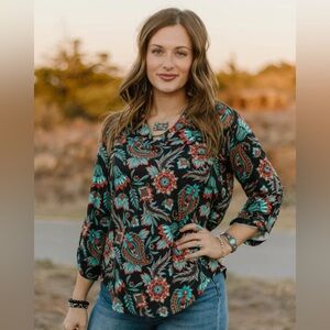 Sterling Kreek Prairie Bloom Floral Print Women's Top